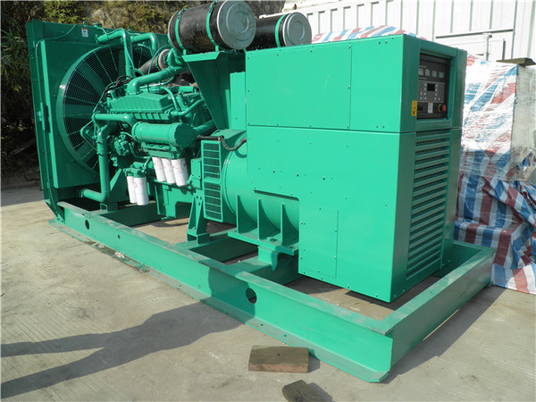 黎川出租发电机 发电机组厂家：柴油发电机组的控制屏的作用是什么？