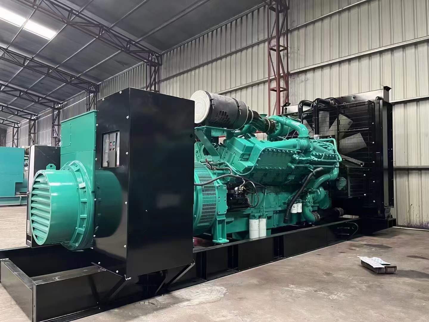 黎川如何降低 800kW 柴油发电机输出电流的波动？