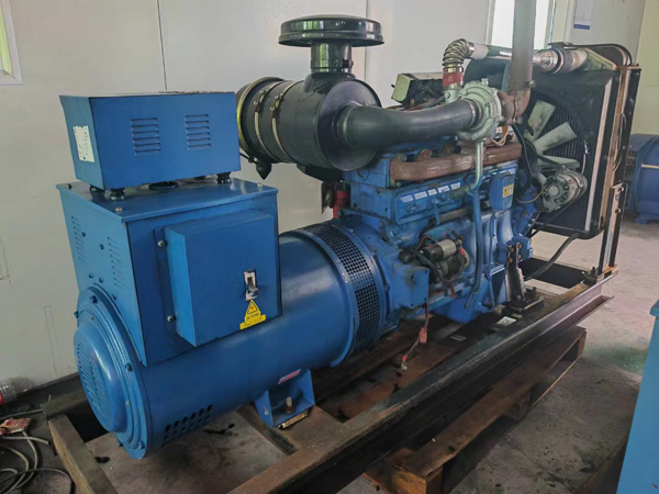 黎川100kW柴油发电机组使用多级机油有哪些优缺点？